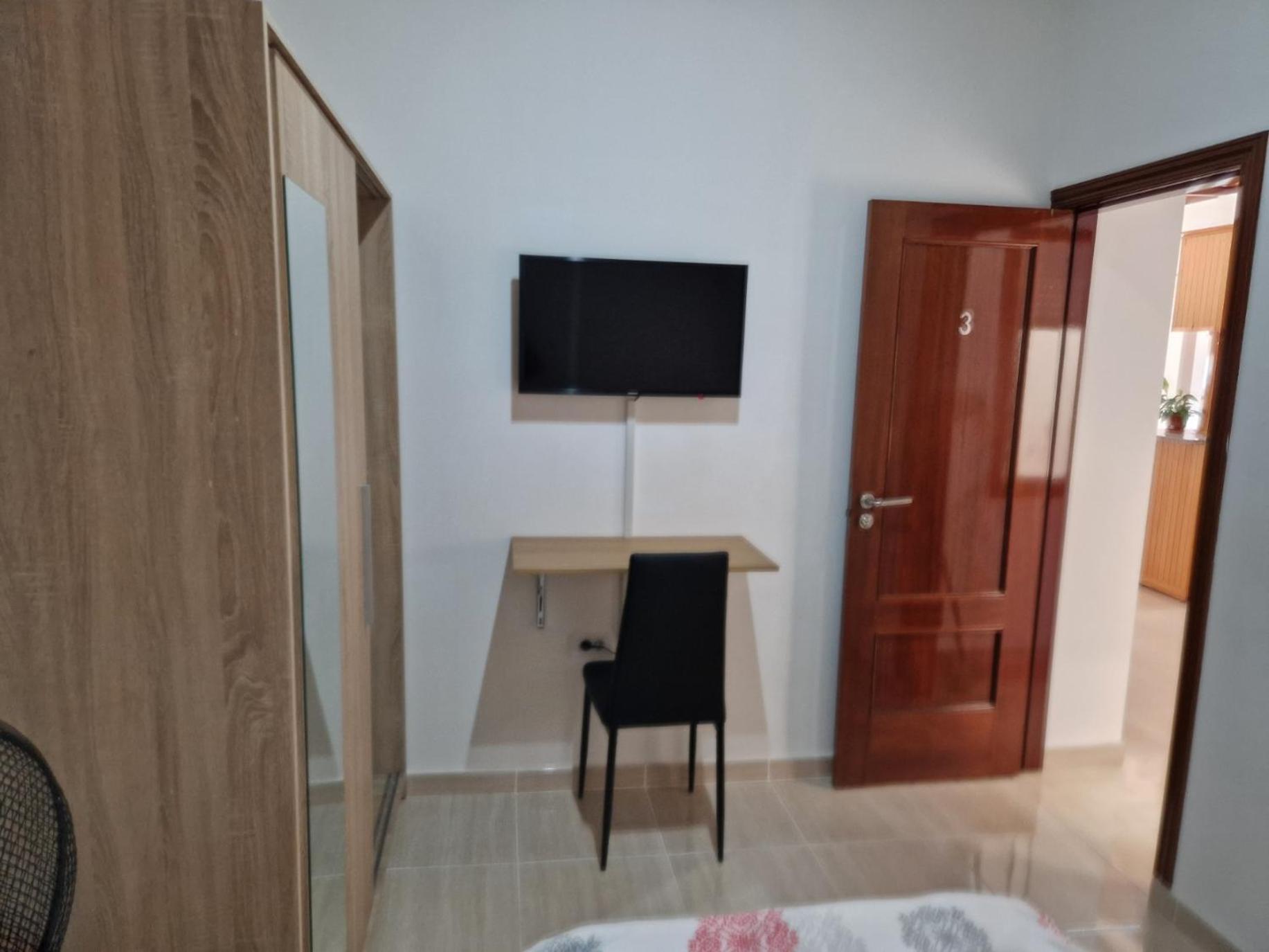 Habitacion Individual Privada, Piso De 3 Habitaciones Con Areas Compartidas サン・クリストバル・デ・ラ・ラグーナ エクステリア 写真